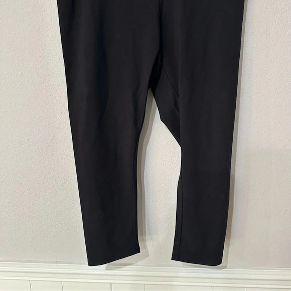 Motherhood Maternity Black Prima Postpartum Cropped Leggings NWT - Picture 5 of 11